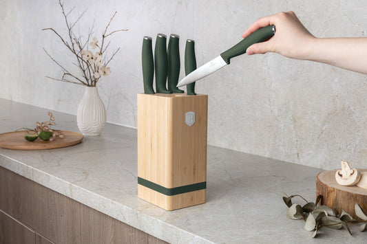 Berlinger Haus 6-Piece Knife Set with Bamboo Stand – Matte Green