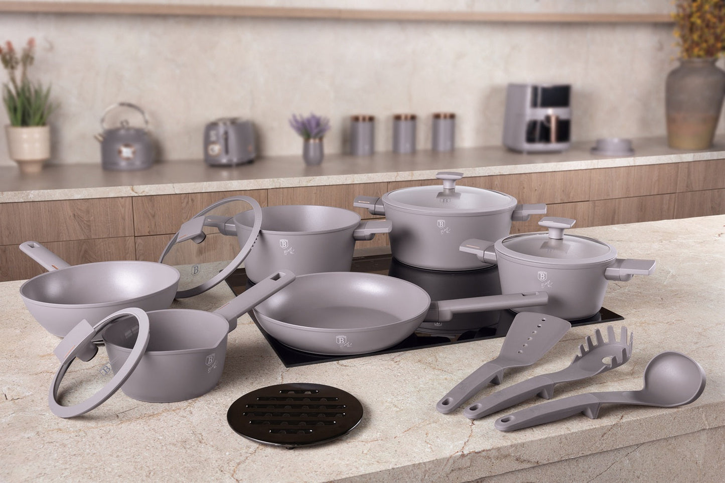 Berlinger Haus 15-Piece Non-Stick Titan Pro Coating Cookware Set - Taupe