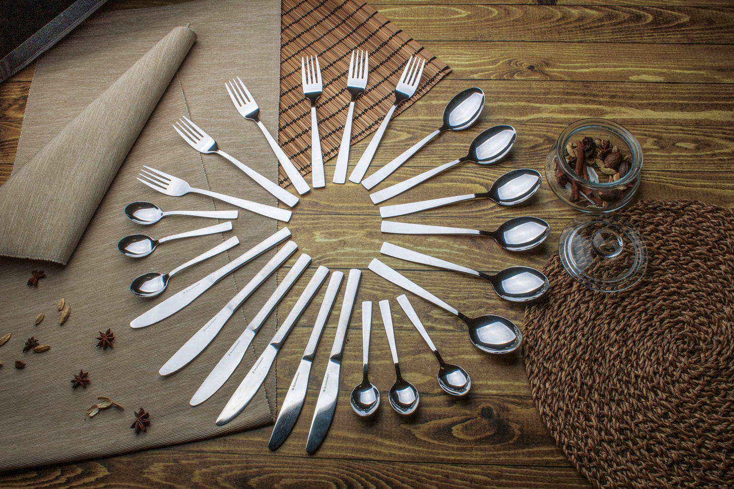 Blaumann 24-Piece Mirror Finish Cutlery Set – Gourmet Line
